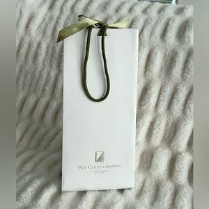 Authentic Van Cleef and Arpels Shopping Gift Bag